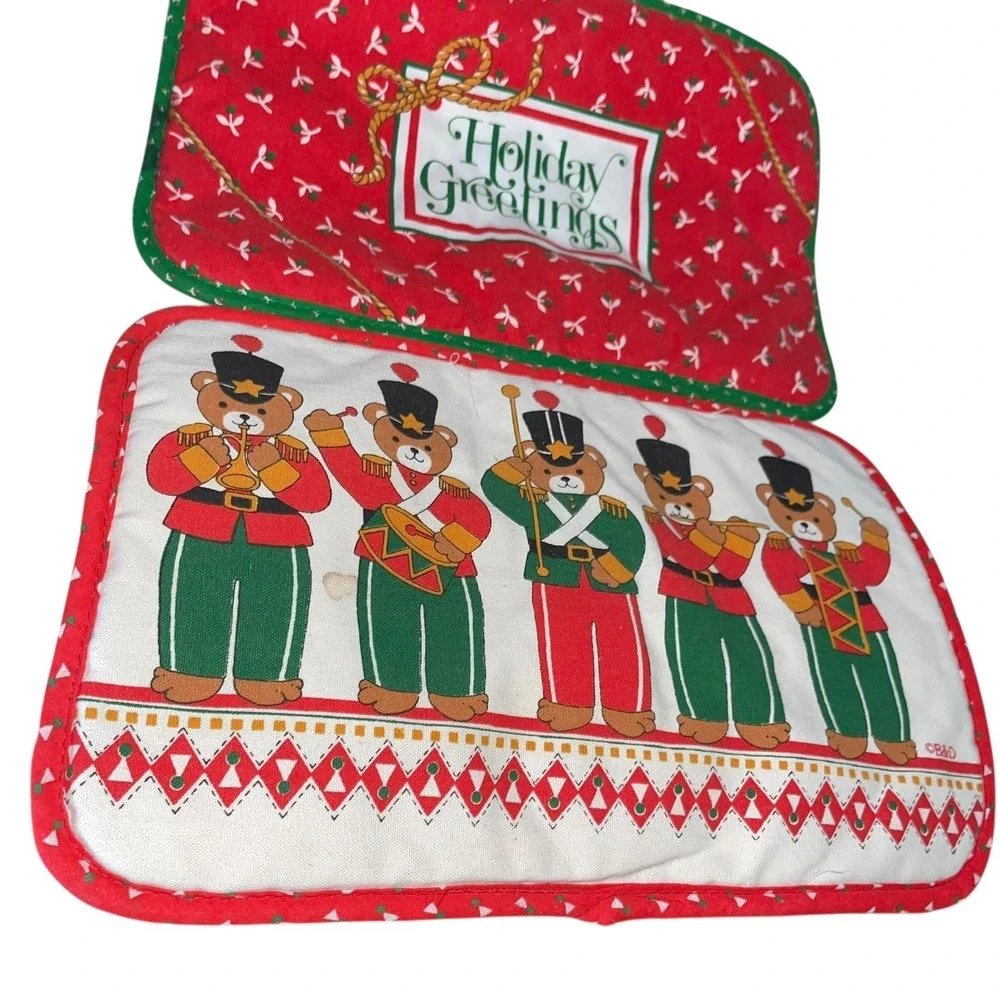 Vintage‎ Holiday Casserole Trivet Bears Marching Band  13.5
